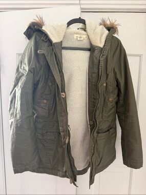 H&M Olive Green Utility Parka with Sherpa Lining and Faux-Fur Trim